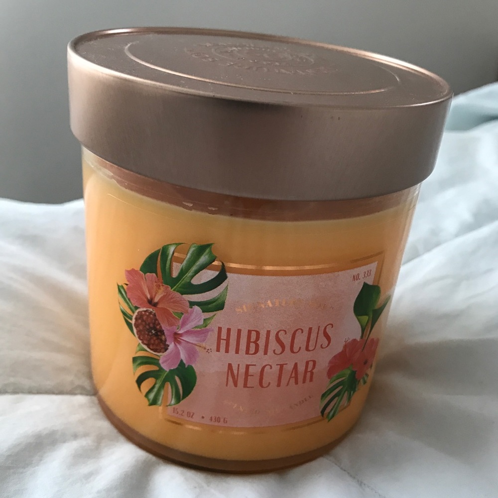 Hibiscus Scented Soy Candle